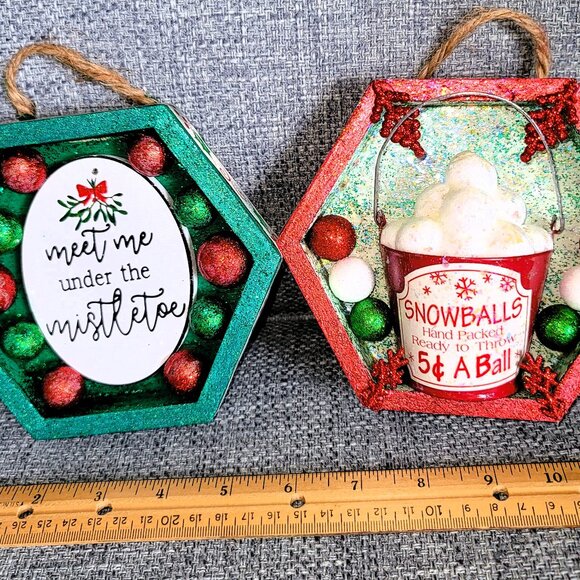 Christmas Holiday Snowballs and Mistletoe Decorated Wood Decor Frames. Set of 2. - Picture 4 of 6